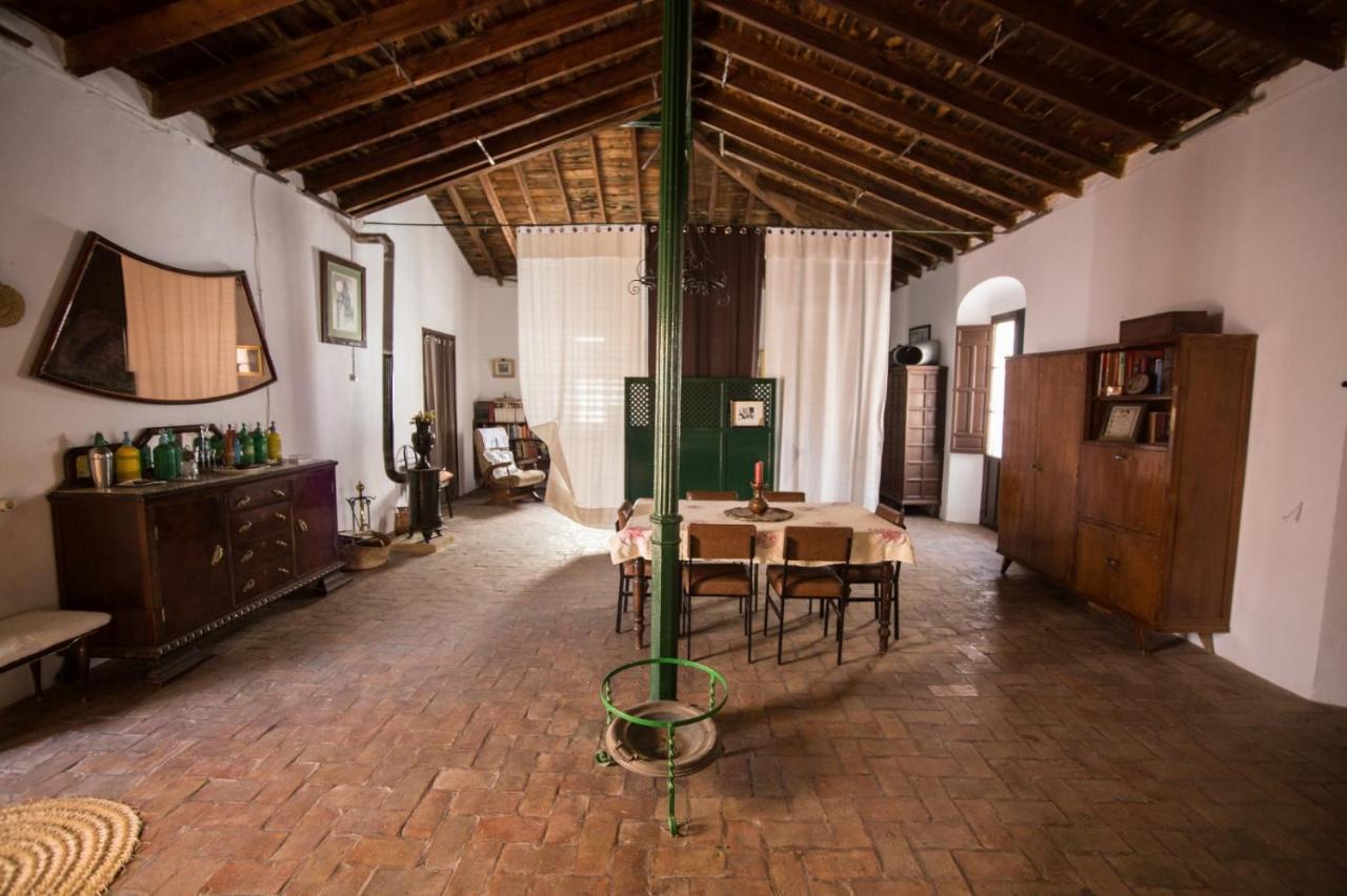 Апартаменты La Casa Del Cura 1935 Алькала-де-Гвадаира Экстерьер фото