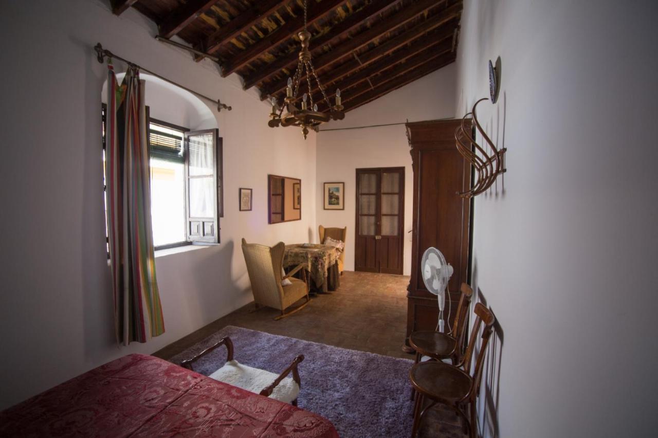 Апартаменты La Casa Del Cura 1935 Алькала-де-Гвадаира Экстерьер фото